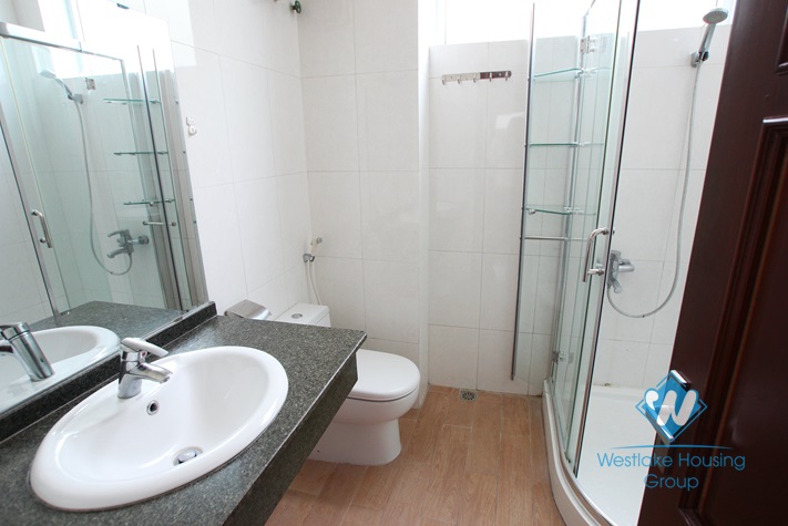 Lake view apartment for lease in Yen Phu Village, Tay Ho, Ha noi 